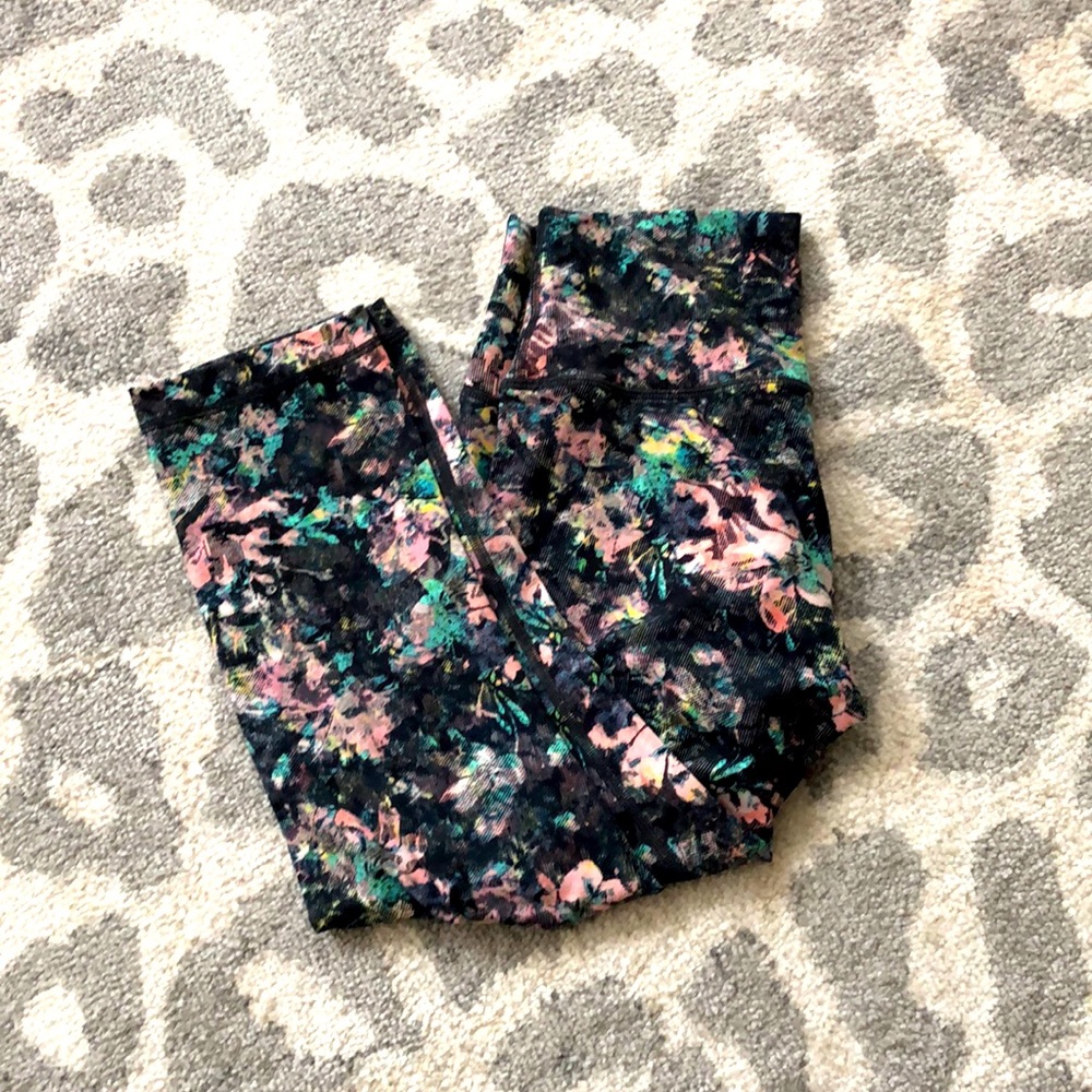 Lululemon Wunder Under Crop